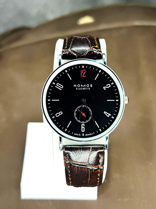 Nomos Glashütte Black Dial Men’s Watch – A Timeless Masterpiece